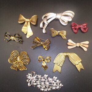 lot of 11 Silver,Gold Yone Brooches Enamel